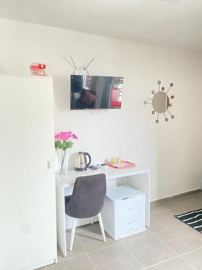 Quarto Nº6 Maria Bonita- Central ปรายา ภายนอก รูปภาพ