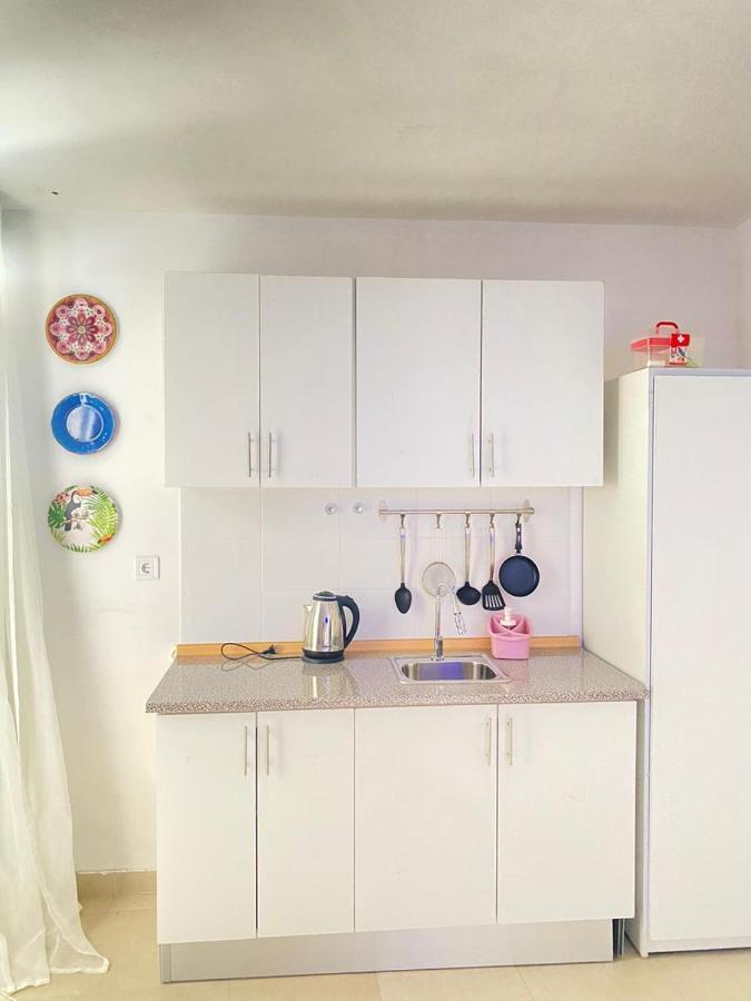 Quarto Nº6 Maria Bonita- Central ปรายา ภายนอก รูปภาพ